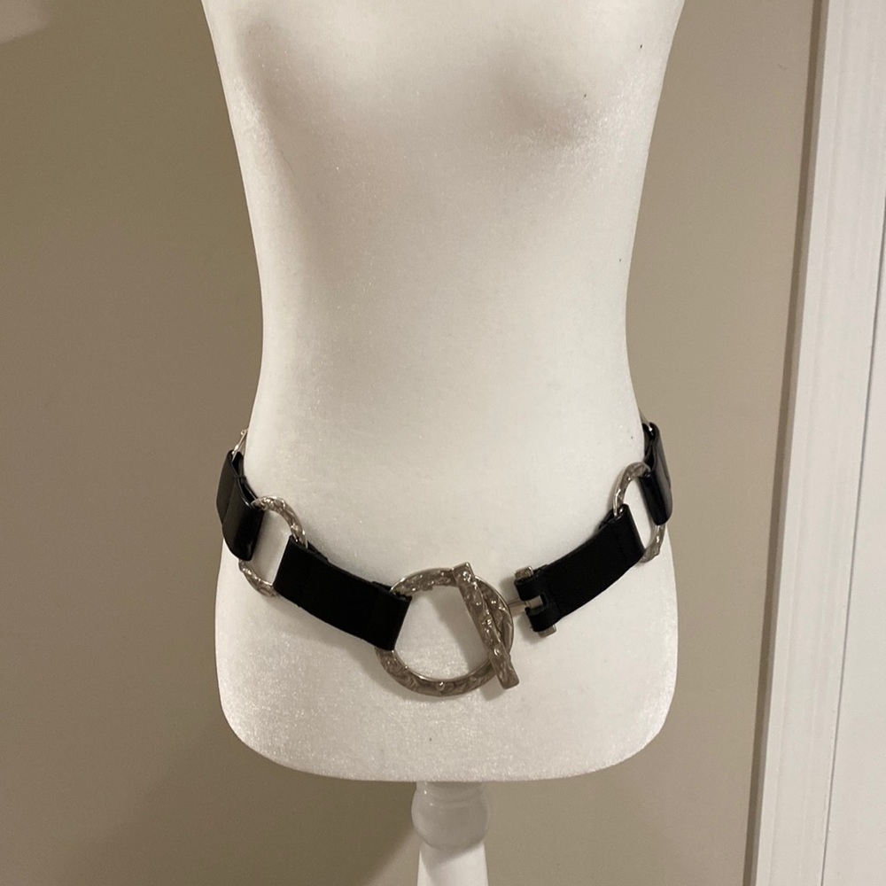 Leather belt womens measures 32 inches
